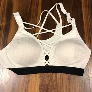 Victoria Secret Sports Bra